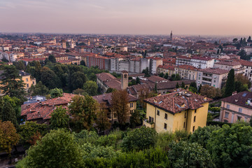 Fototapeta na wymiar Zobacz Bergamo # 1