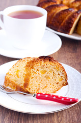 Slices of ring cake