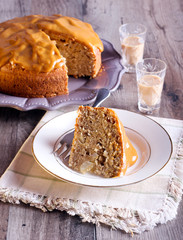 cake with caramel frosting
