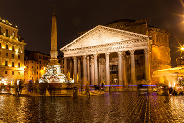 Fototapeta na wymiar Pantheon at Night, Rome
