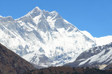 Fototapeta na wymiar Непал, Гималаи, гора Лхоцзе