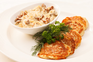 potato pancakes with sauce