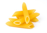Pasta su sfondo bianco