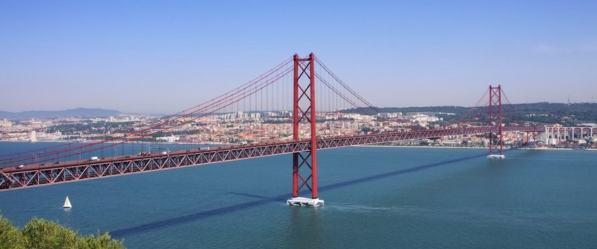 Lissabon Bruecke - Lisbon bridge 05