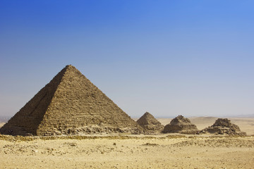 Fototapeta na wymiar The Pyramid of Menkaure and 