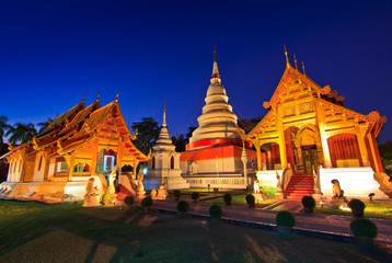 Fototapeta na wymiar Wat Phra Singh in the evening, Chiangmai province of Thailand