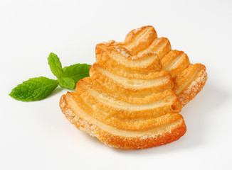 Italian puff pastry biscuits