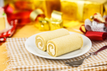 Roll cake on dish