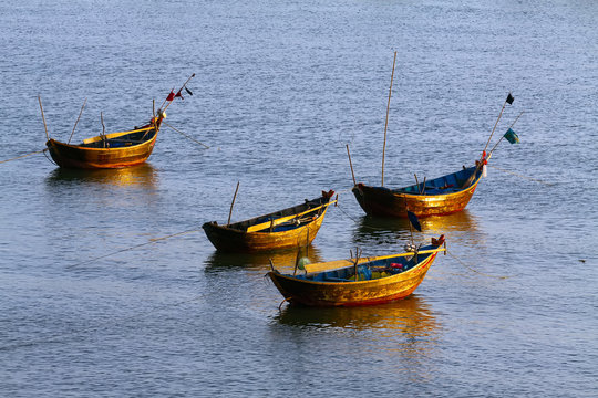 wooden boats sea