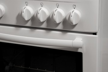 White freestanding gas cooker