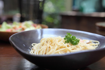 Spaghetti Carbonara with shrimp