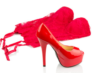Rote Highheels und Unterwäsche