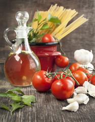 Italian Pasta with tomatoes, garlic, olive oil and italian parsl