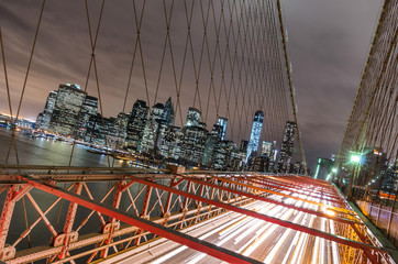 Obrazy na Szkle  Nowy Jork - Manhattan Skyline z Brooklyn Bridge nocą