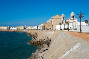 Cadiz waterfront © Elisa Locci
