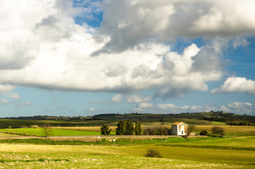 Obraz premium Sardegna, paesaggio della Trexenta, in provincia di Cagliari