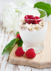 muesli dessert