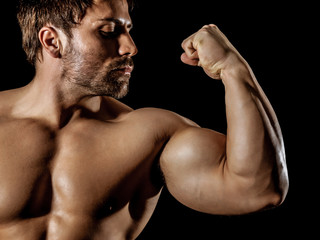 Fototapeta na wymiar bodybuilding man