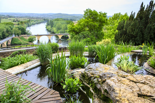 Limeuil - pretty little village in southwestern France