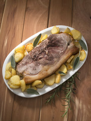 pork shoulder roast with potatoes