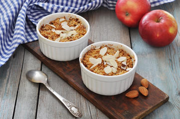 Apple crumble