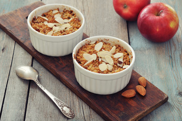 Apple crumble