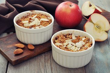 Apple crumble