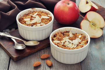 Apple crumble