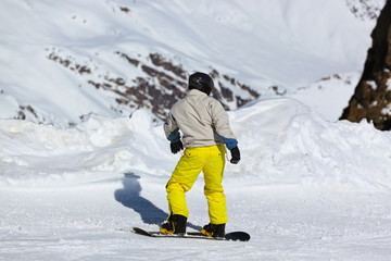 Fototapeta na wymiar Skier at mountains ski resort Innsbruck - Austria