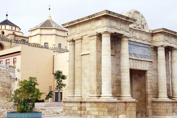 Fototapeta na wymiar Roman Triumphal Arch