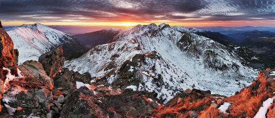 Fototapeta premium Slovakia Tatras - Winter mountain panorama