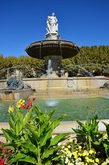 AIX EN PROVENCE : FONTAINE DE LA ROTONDE
