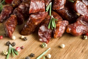 Smoked sausage with rosemary and peppercorns