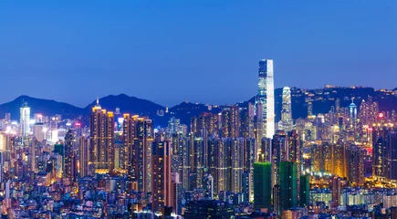 Foto op Plexiglas Hong Kong city at night © leungchopan
