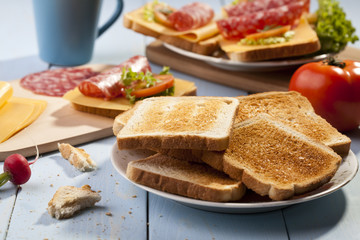 Breakfast with a toasted bread