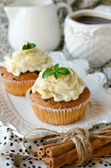 Cupcakes with cream cheese