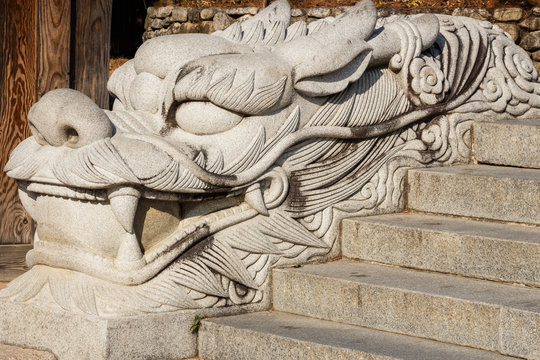 dragon statue and stairs