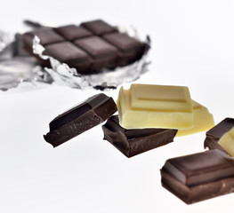 tablette et carreaux de chocolat artisanal