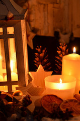 Laterne im Schnee besinnliche Weihnachten Engel