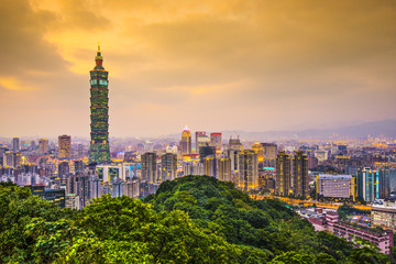 Fototapeta na wymiar Taipei, Taiwan Skyline