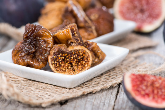 Portion of dried Figs