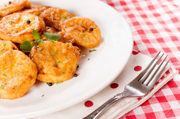 Fried zucchinis