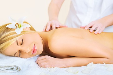 Fototapeta na wymiar Spa massage