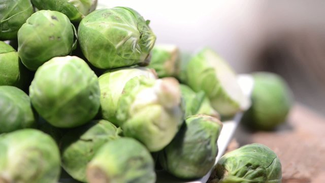 Fresh Brussel Sprouts (loopable)