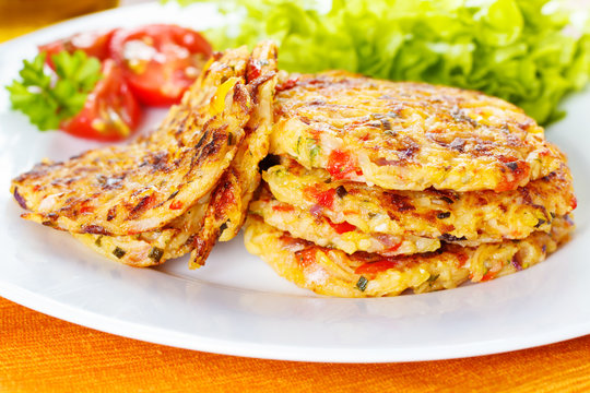 Gem&uuml;sepuffer - veggie fritters
