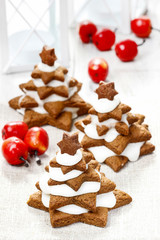 Gingerbread christmas trees. Beautiful xmas dessert