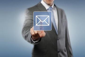 Kontakt E-Mail