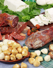 Formaggi e salumi, prodotti pugliesi