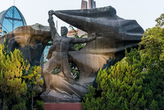 Revolutionary Hero Statue On The Bund Shanghai China