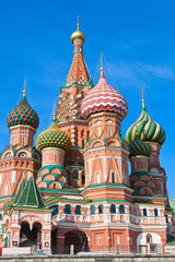 Fototapeta na wymiar Saint Basil Cathedral in Moscow